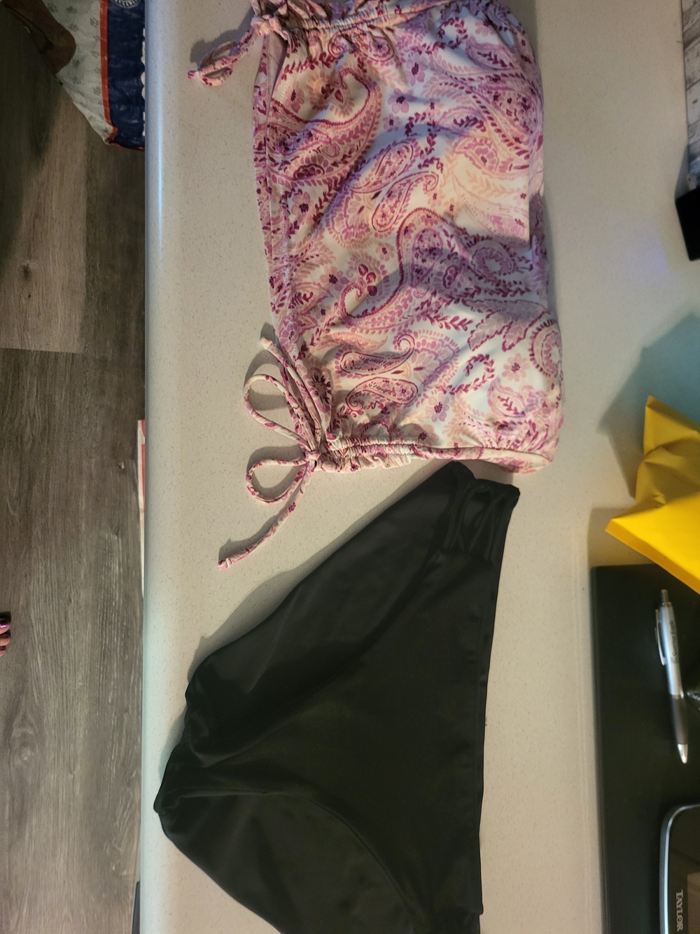 Womens mynah swim top size Large With Large Bikini Bottoms